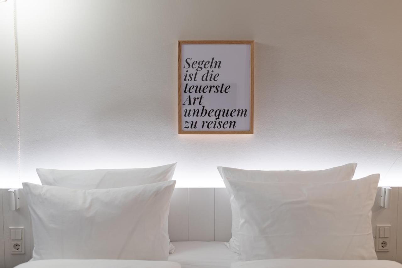 Hafenhotel Zu Putbus Bagian luar foto