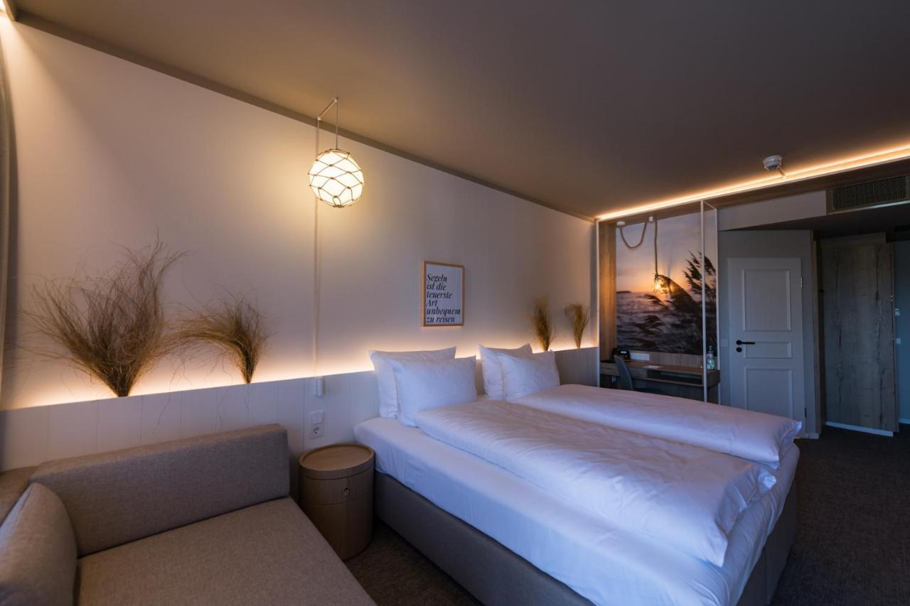 Hafenhotel Zu Putbus Bagian luar foto