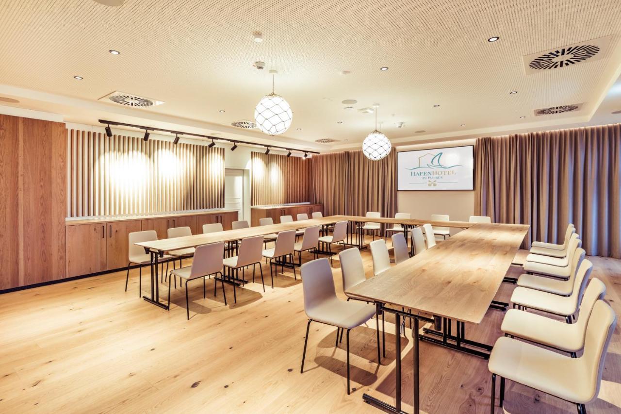Hafenhotel Zu Putbus Bagian luar foto