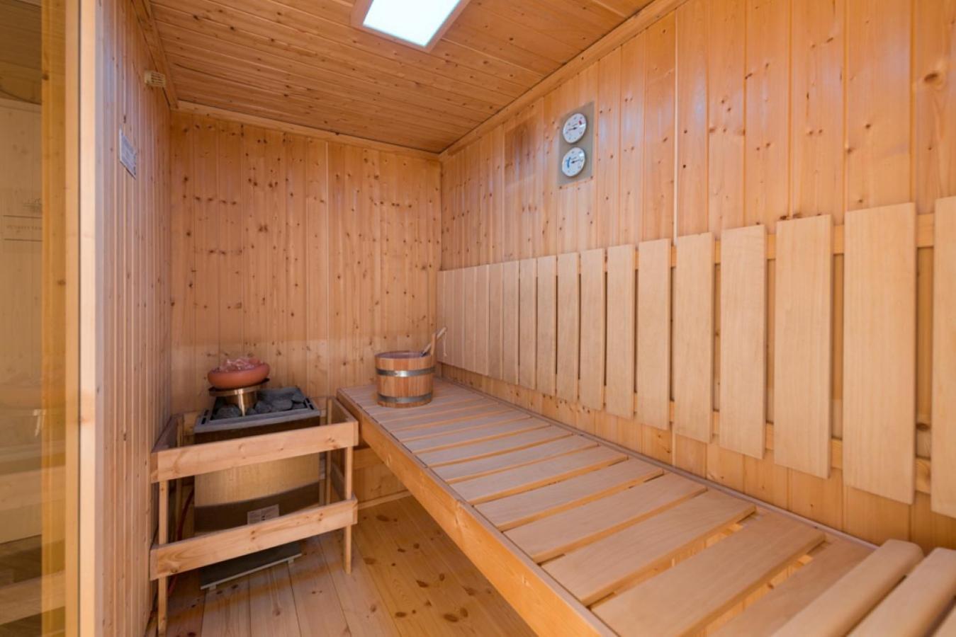 Hafenhotel Zu Putbus Bagian luar foto