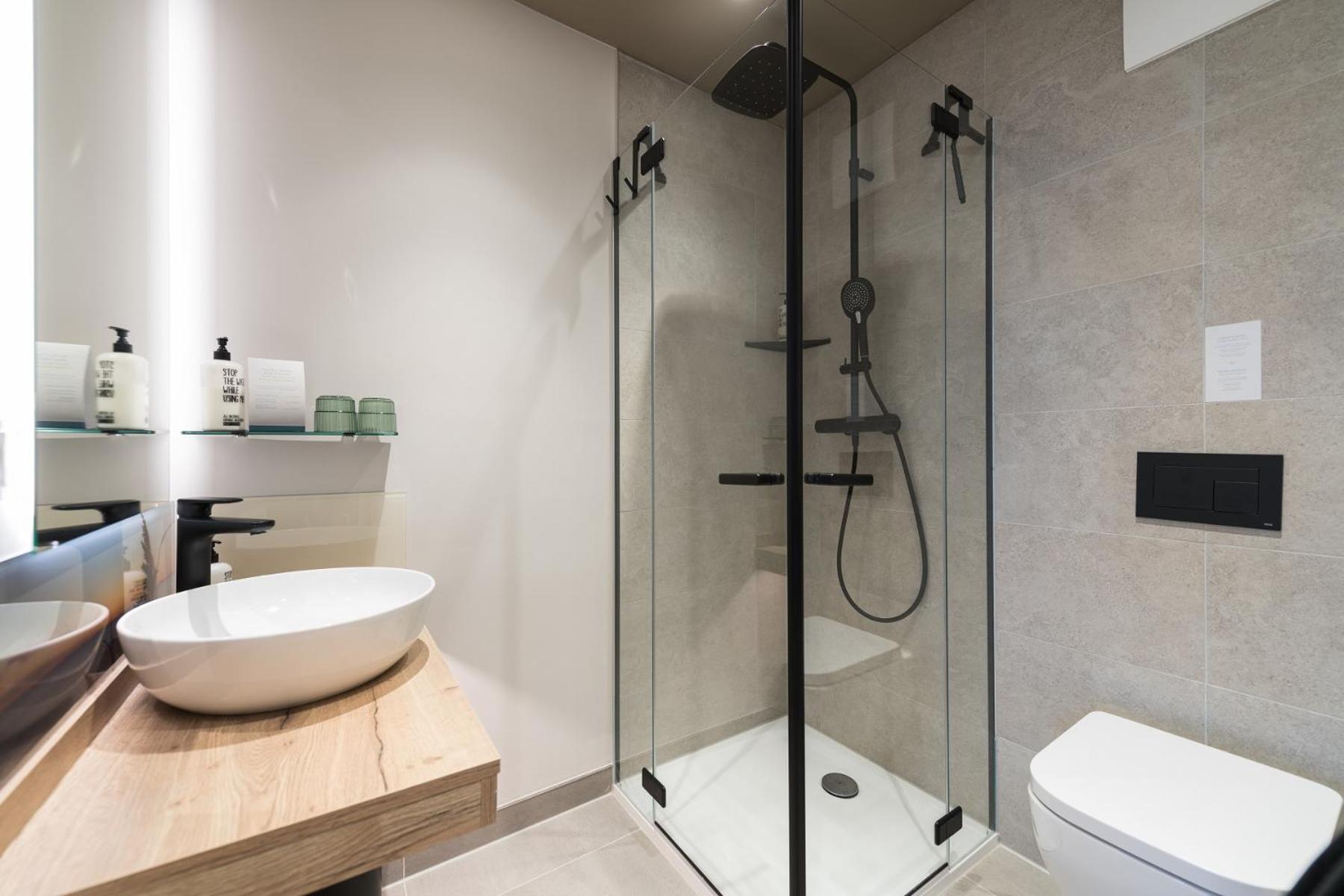 Hafenhotel Zu Putbus Bagian luar foto